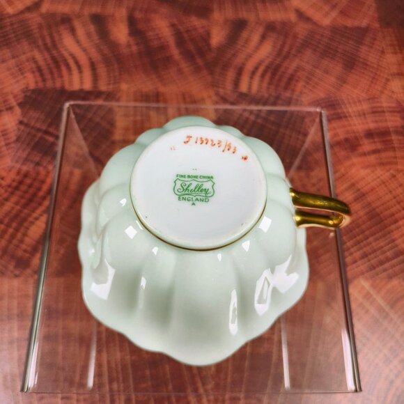 Vintage Shelley Teacup & Saucer Mint Green With Floral Pattern Stratford shape - Picture 3 of 7